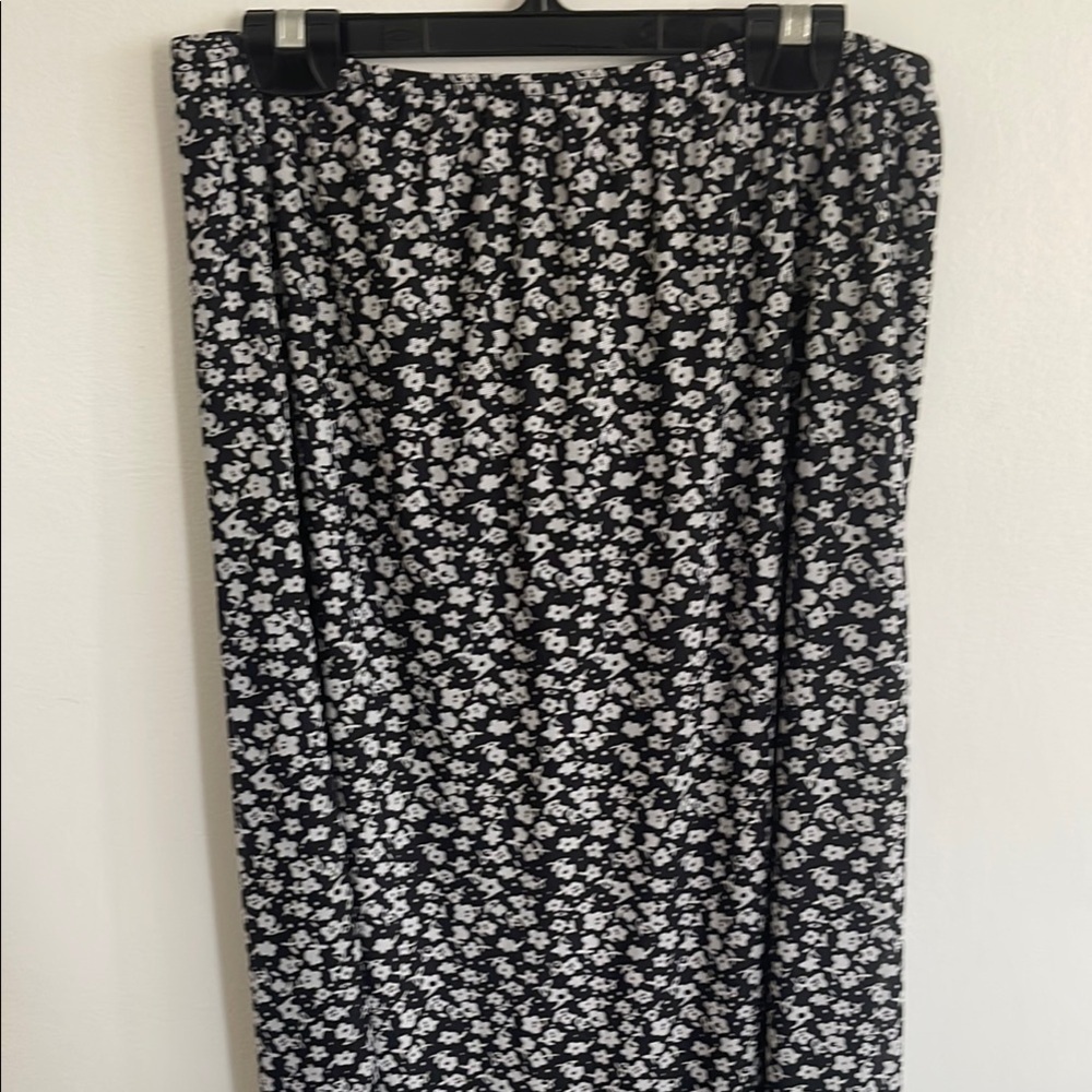 Ardene lot 2 skirts - Picture 3 of 4